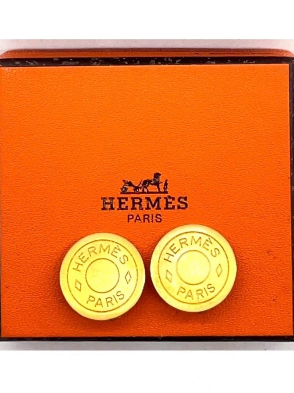 Hermès Gold Round Logo Clip-On Earrings